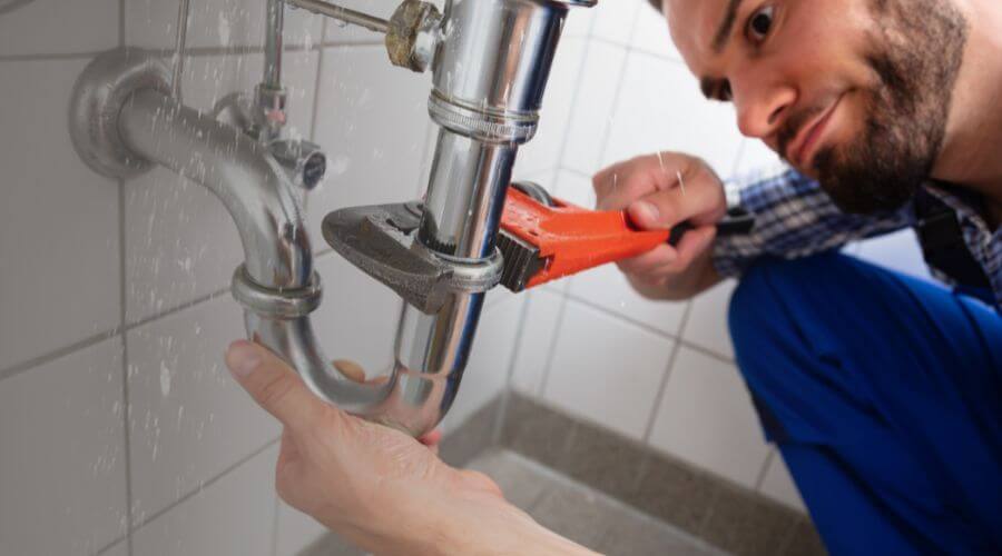 Professional same day plumber services in Irons, MI